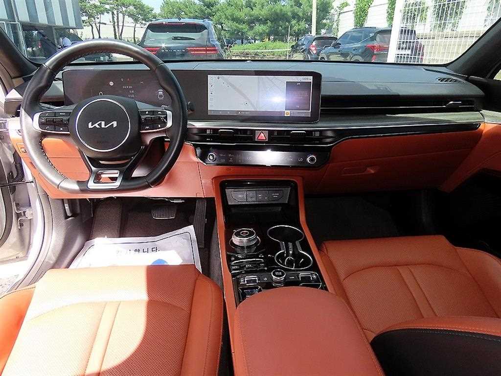 Kia K5 — photo 07