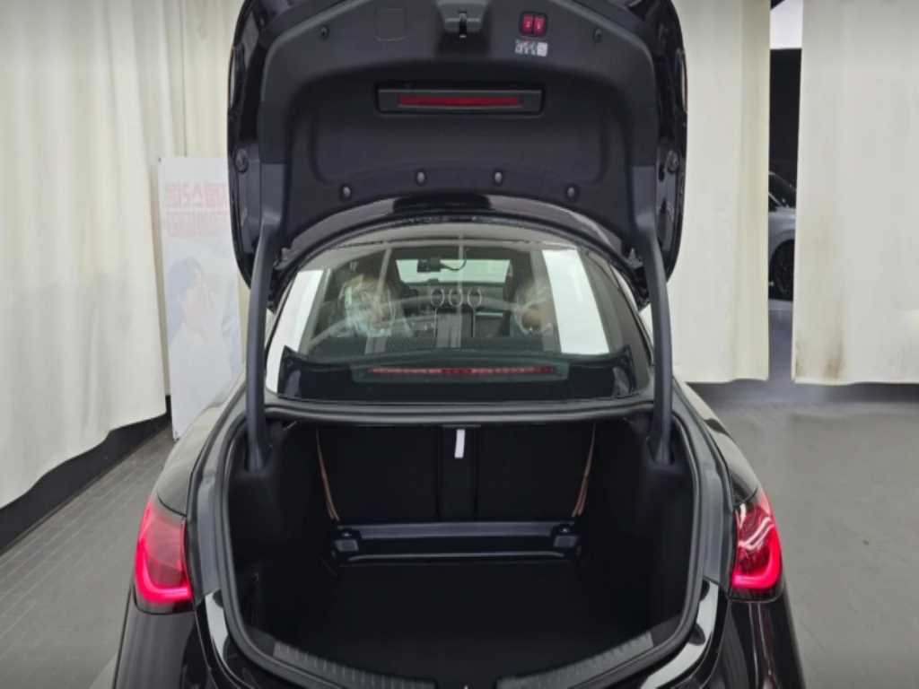 Mercedes-Benz CLE-Class — photo 19