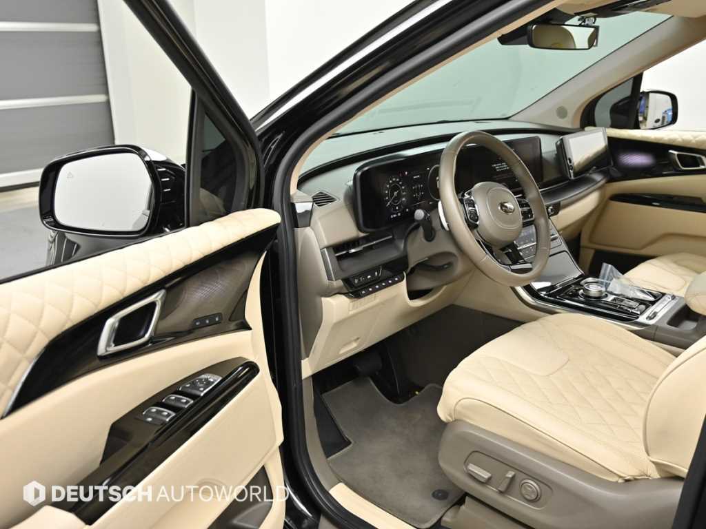 Kia Carnival — photo 11