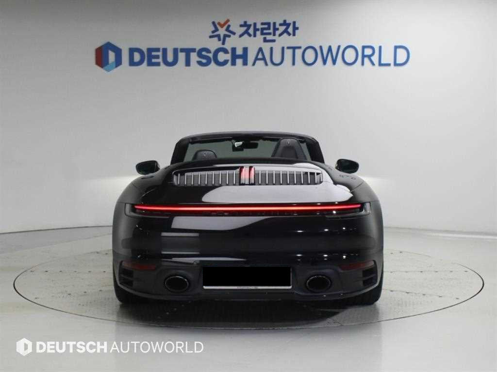 Porsche 911 — photo 04