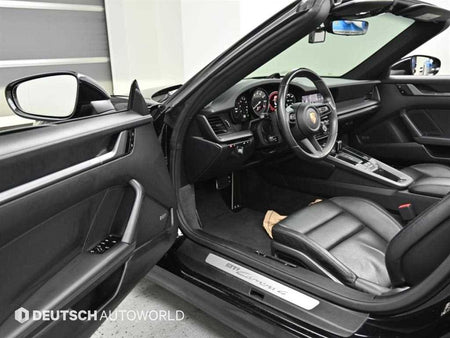 Porsche 911 — photo 11