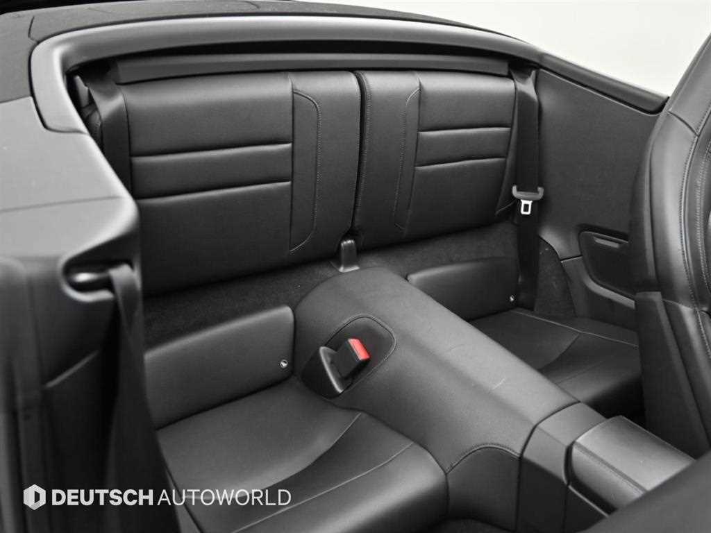Porsche 911 — photo 12