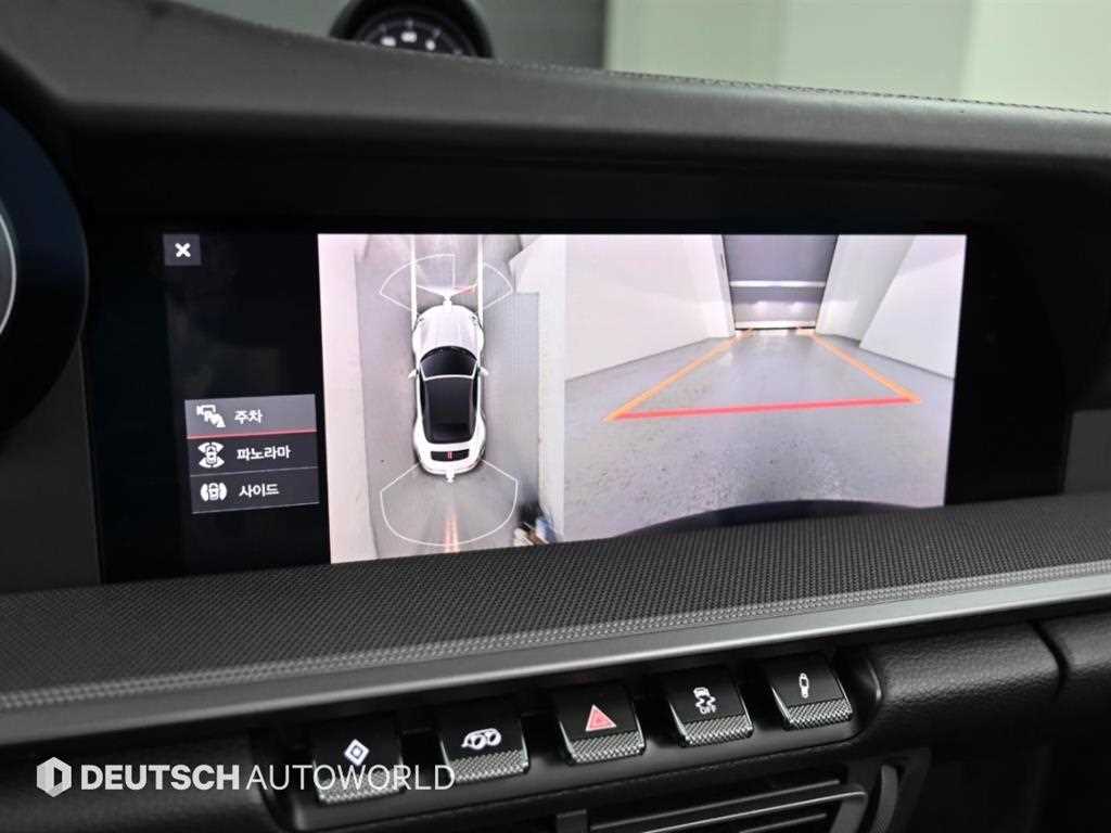 Porsche 911 — photo 15