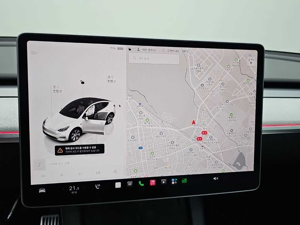 Tesla Model Y — photo 14