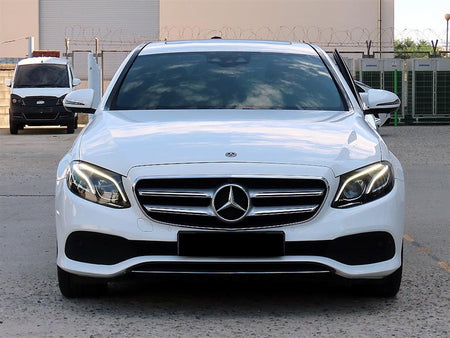 Mercedes-Benz E-Class — photo 01