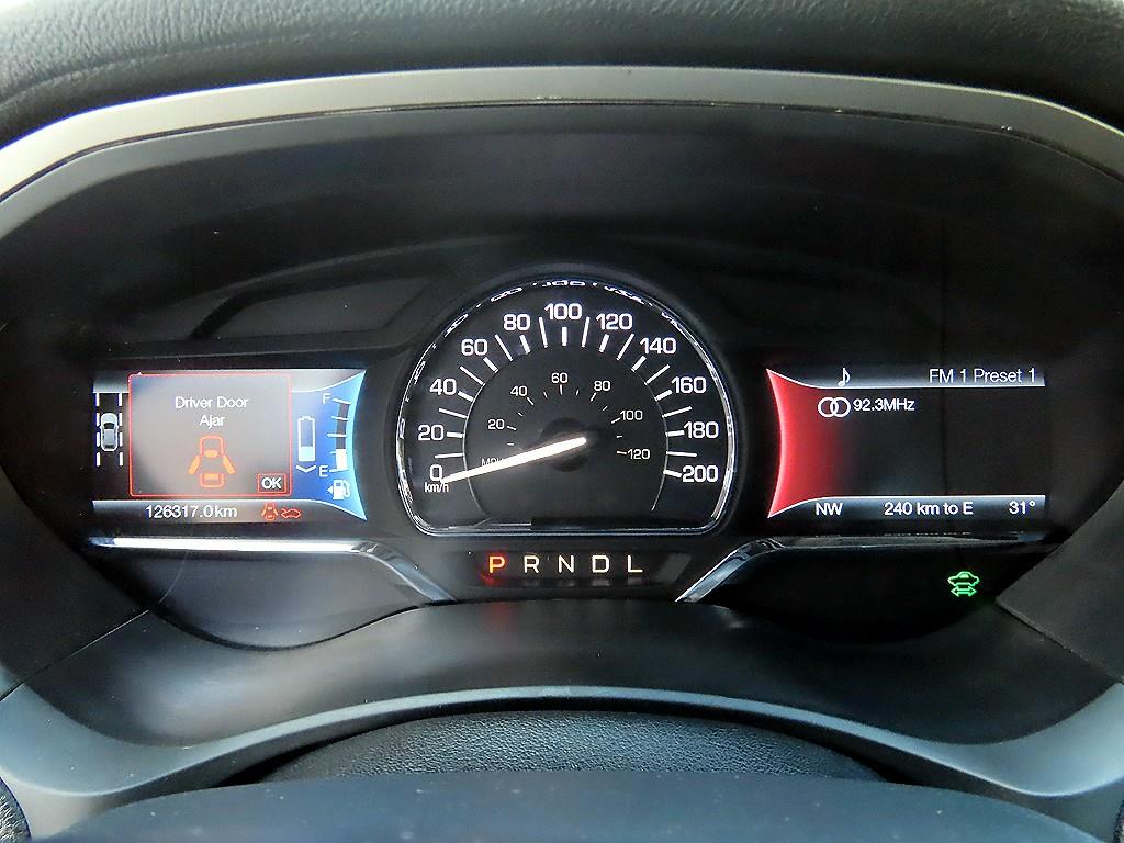 Lincoln MKZ — photo 09