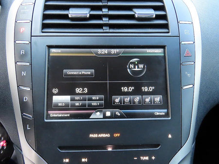 Lincoln MKZ — photo 13