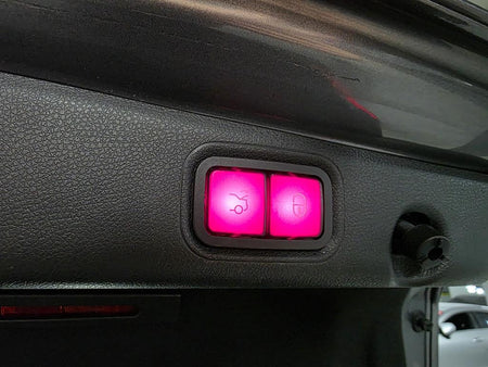 Mercedes-Benz E-Class — photo 15