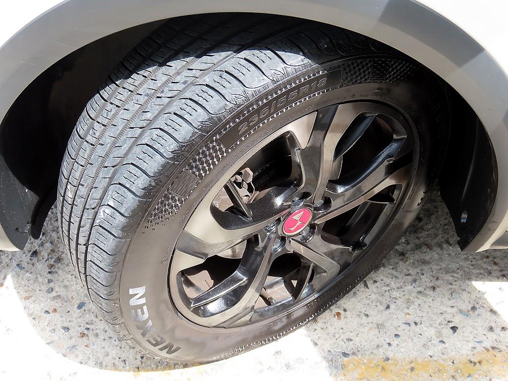 DS Automobiles DS7 — photo 20