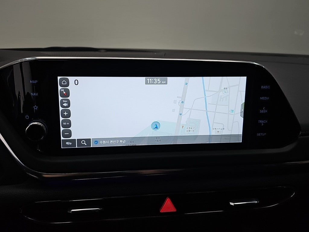 Hyundai Sonata — photo 13