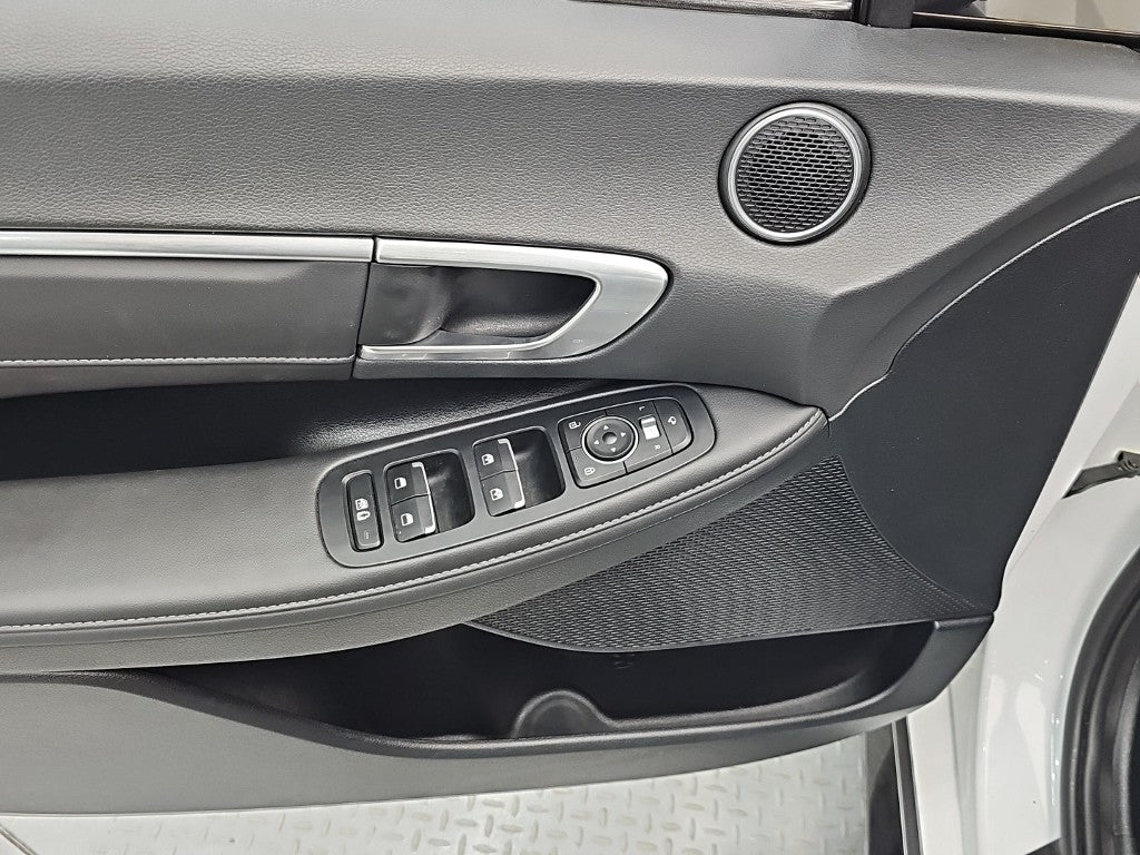 Hyundai Sonata — photo 15