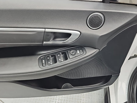Hyundai Sonata — photo 15