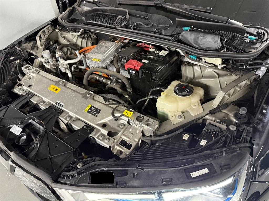 BMW iX — photo 06