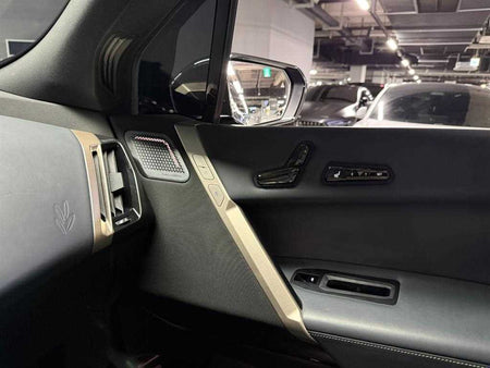 BMW iX — photo 17