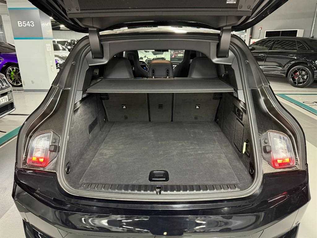 BMW iX — photo 19