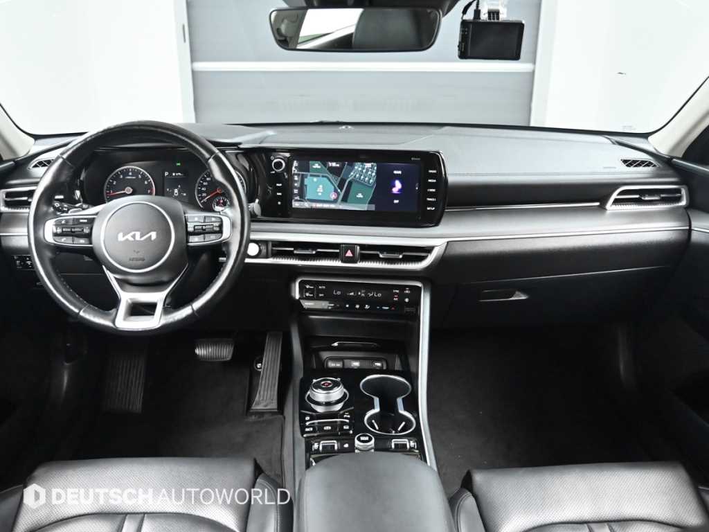Kia K5 — photo 07