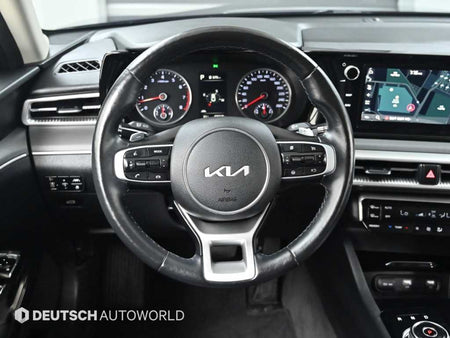 Kia K5 — photo 13