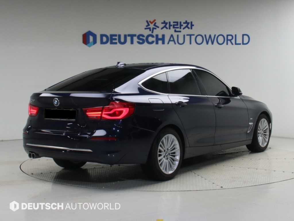 BMW Gran Turismo — photo 02