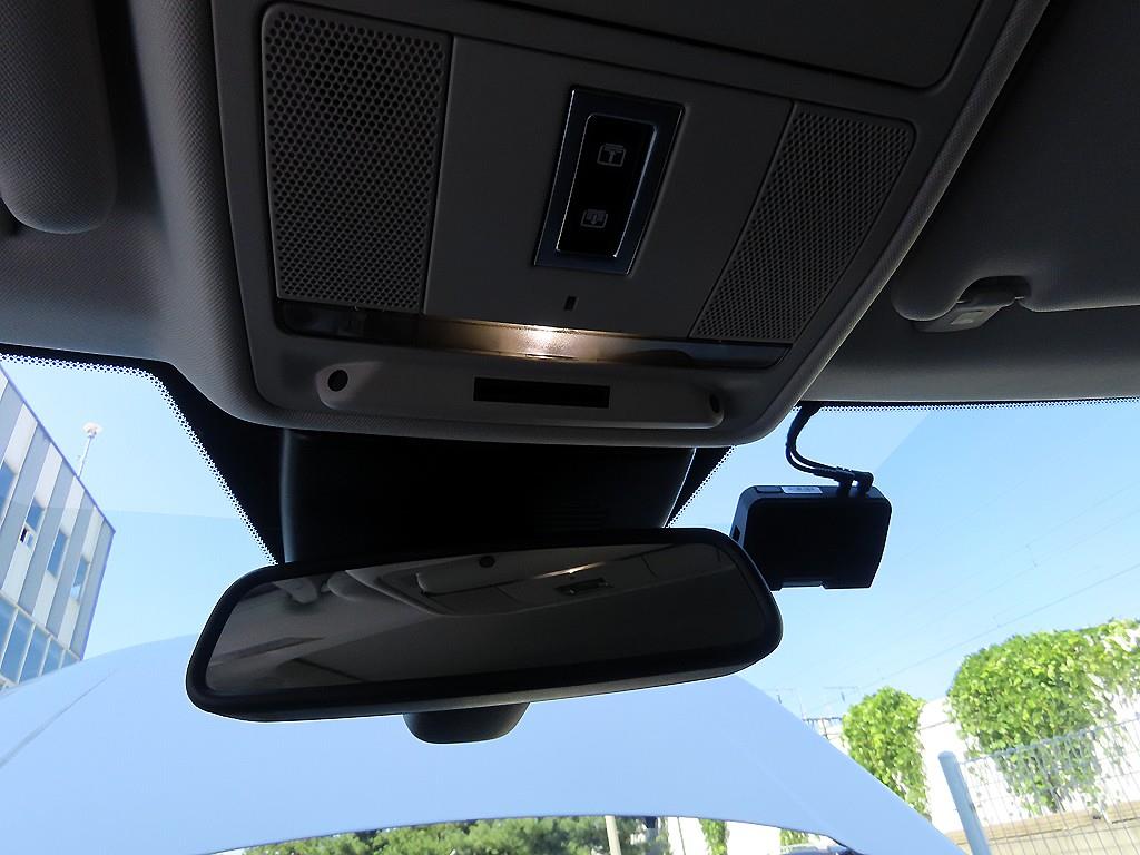 Land Rover Range Rover Evoque — photo 13