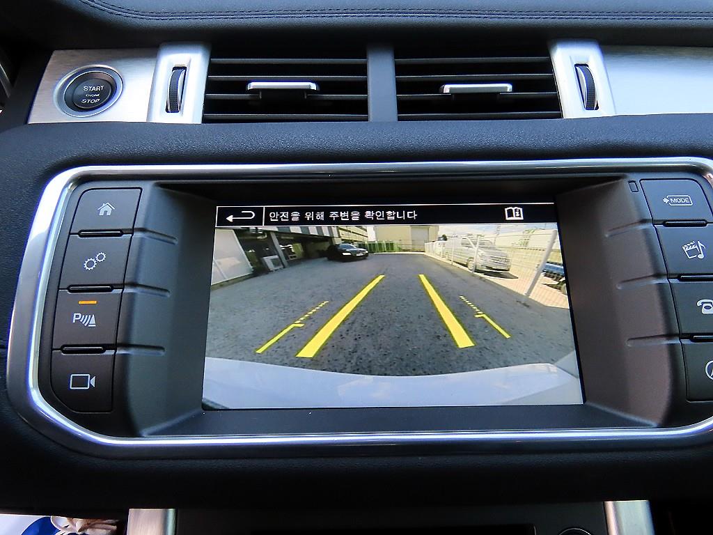 Land Rover Range Rover Evoque — photo 14