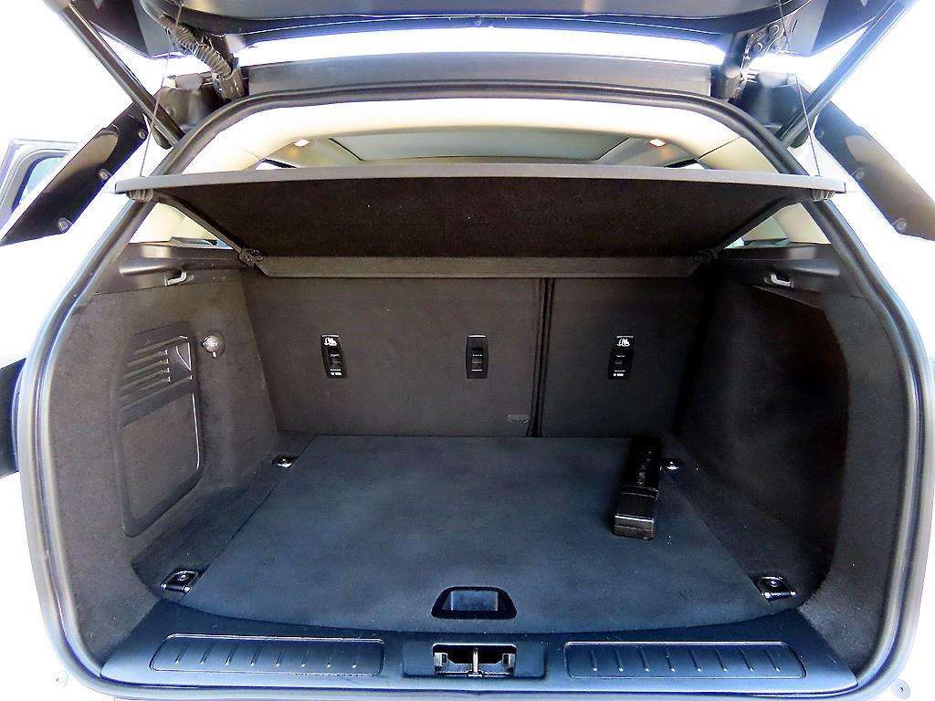 Land Rover Range Rover Evoque — photo 17