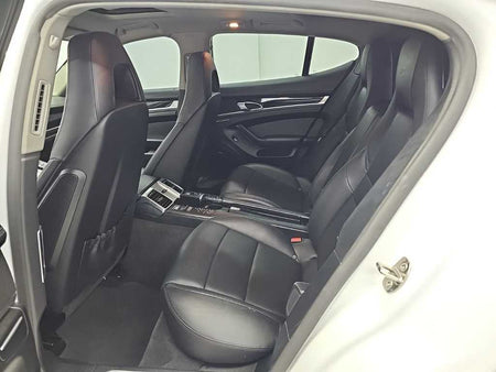Porsche Panamera — photo 12