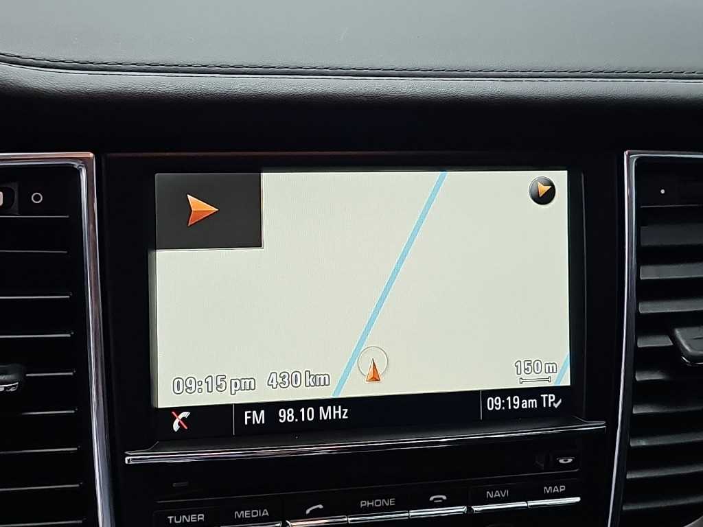 Porsche Panamera — photo 15