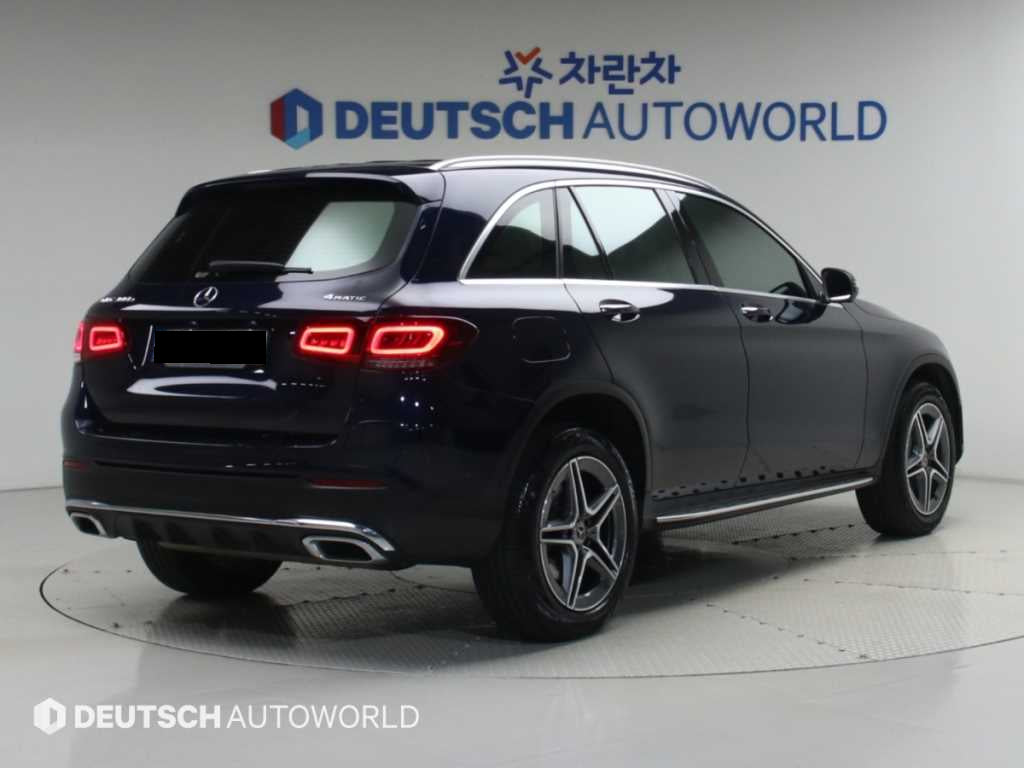 Mercedes-Benz GLC-Class — photo 02