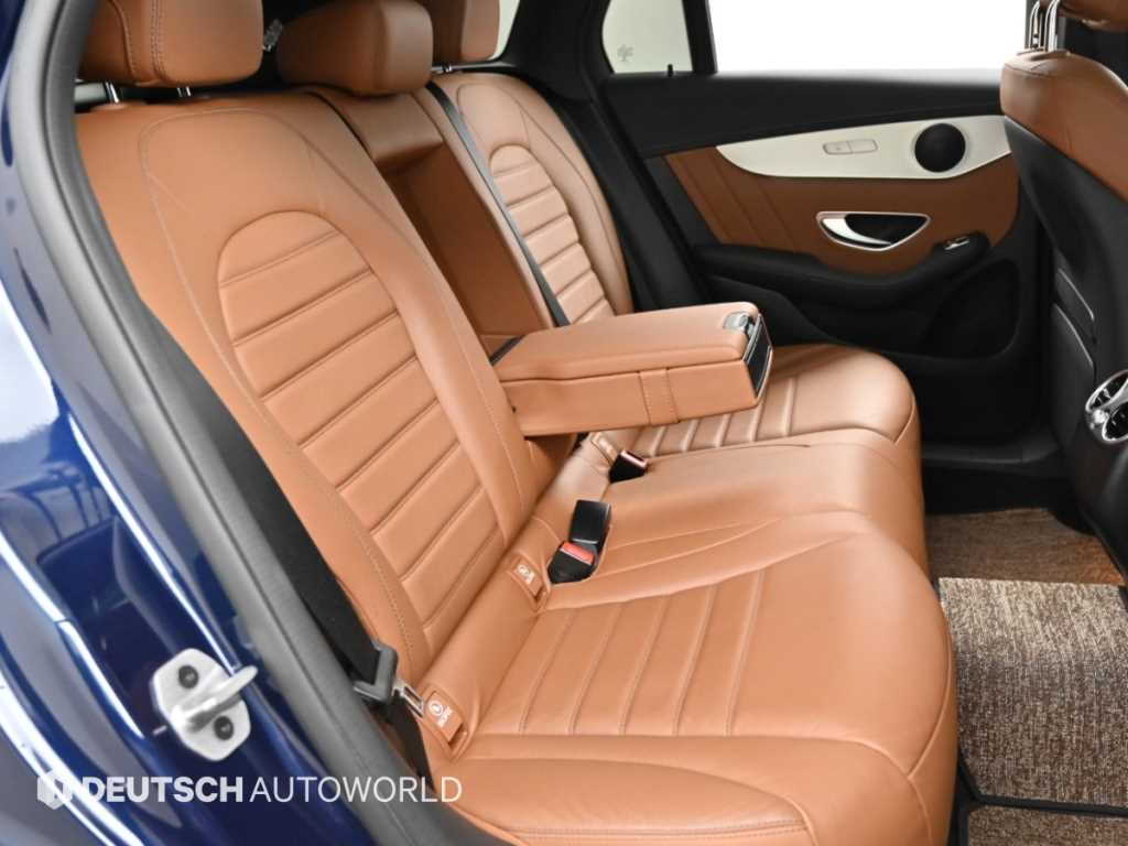Mercedes-Benz GLC-Class — photo 12
