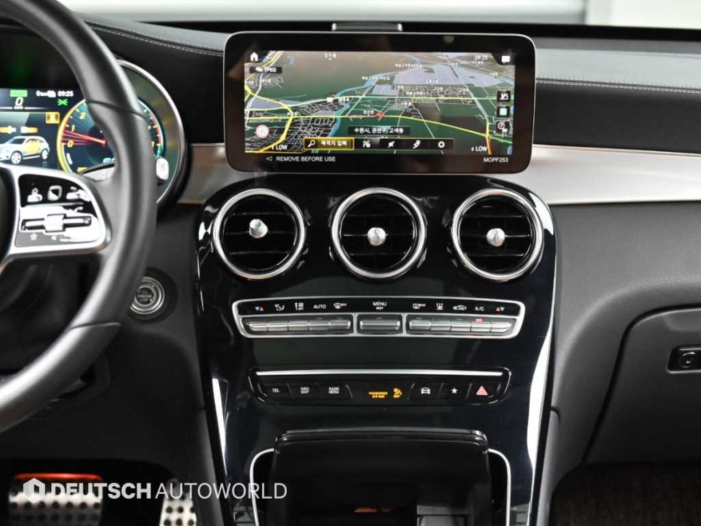 Mercedes-Benz GLC-Class — photo 14