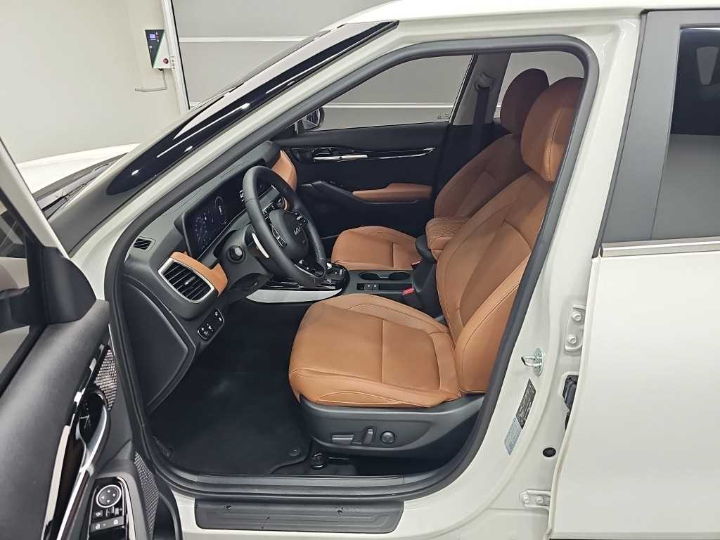 Kia Seltos — photo 11