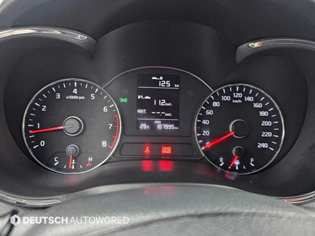 Kia K3 — photo 08