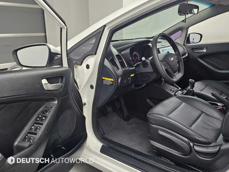 Kia K3 — photo 11