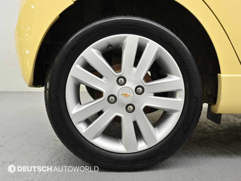 CHEVROLET Spark — photo 05