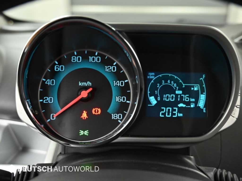 CHEVROLET Spark — photo 08