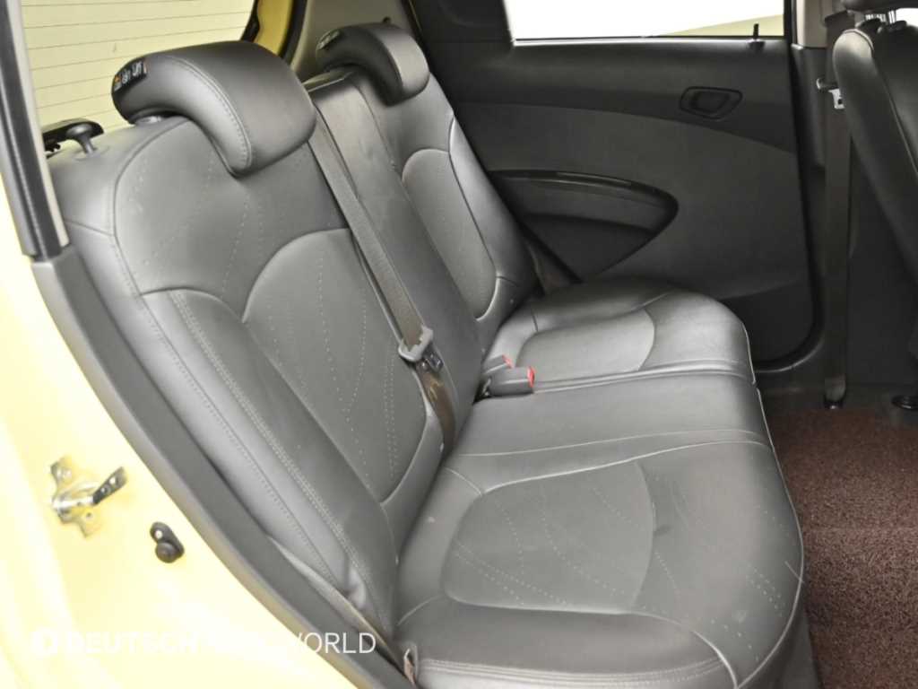 CHEVROLET Spark — photo 12