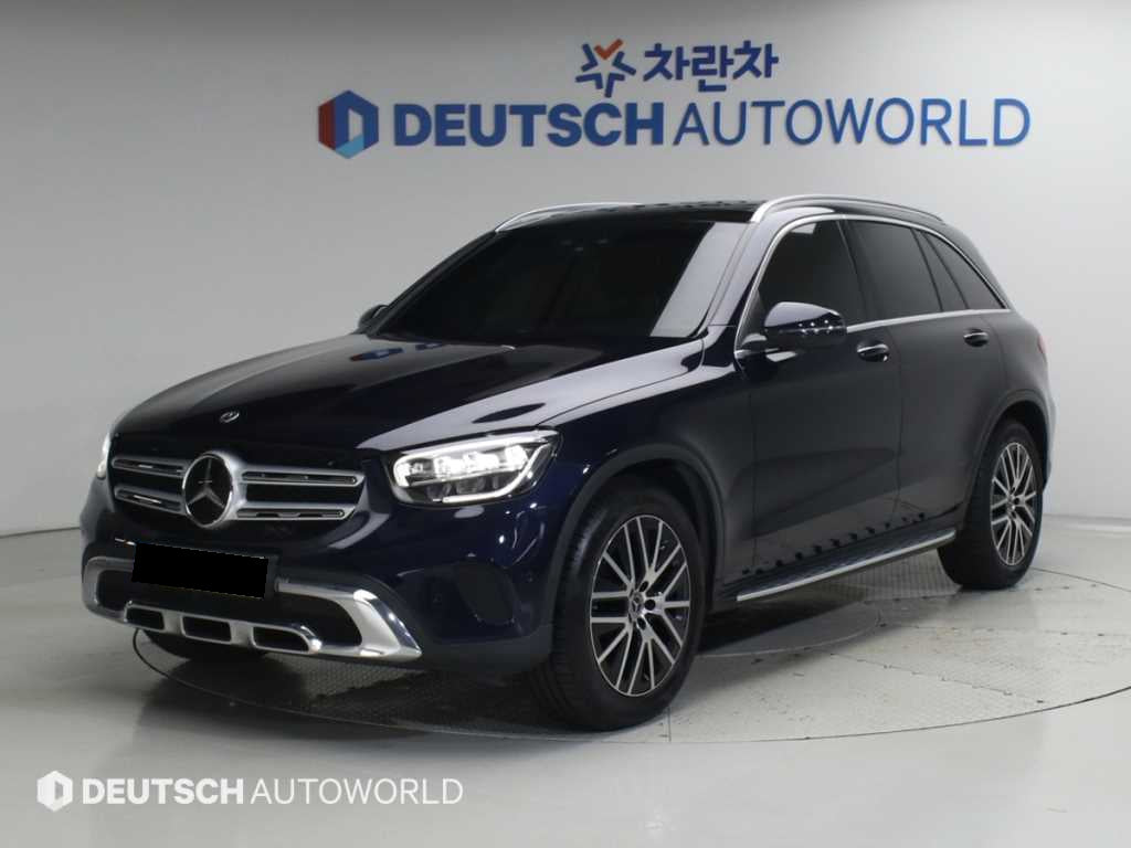 Mercedes-Benz GLC-Class — photo 01