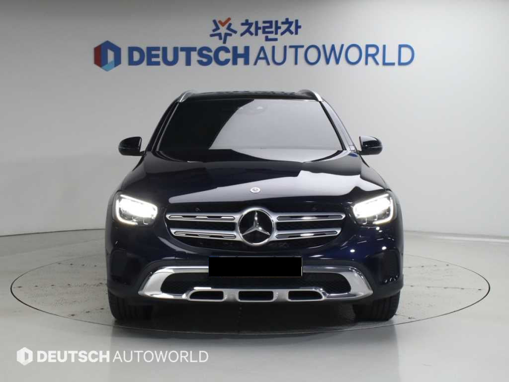 Mercedes-Benz GLC-Class — photo 03
