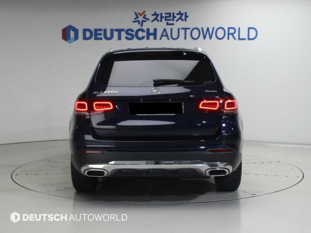Mercedes-Benz GLC-Class — photo 04