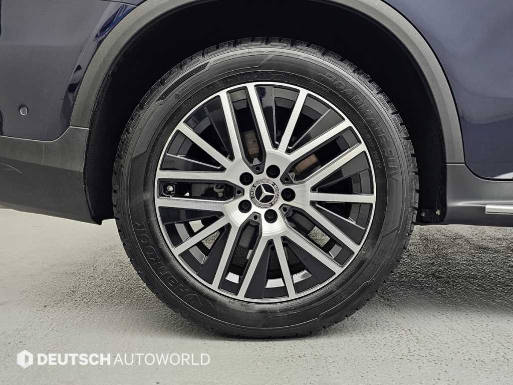 Mercedes-Benz GLC-Class — photo 05