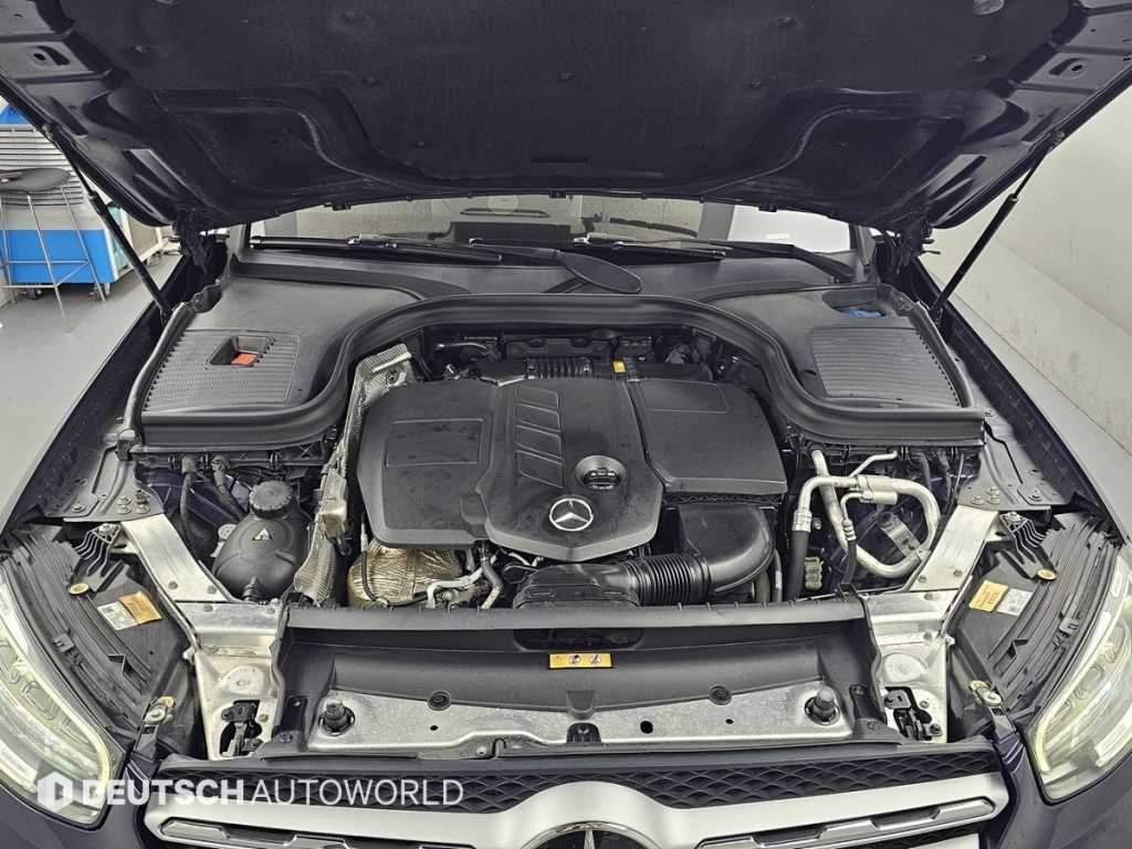 Mercedes-Benz GLC-Class — photo 06