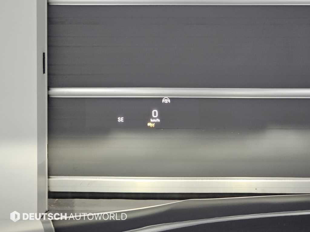 Mercedes-Benz GLC-Class — photo 17