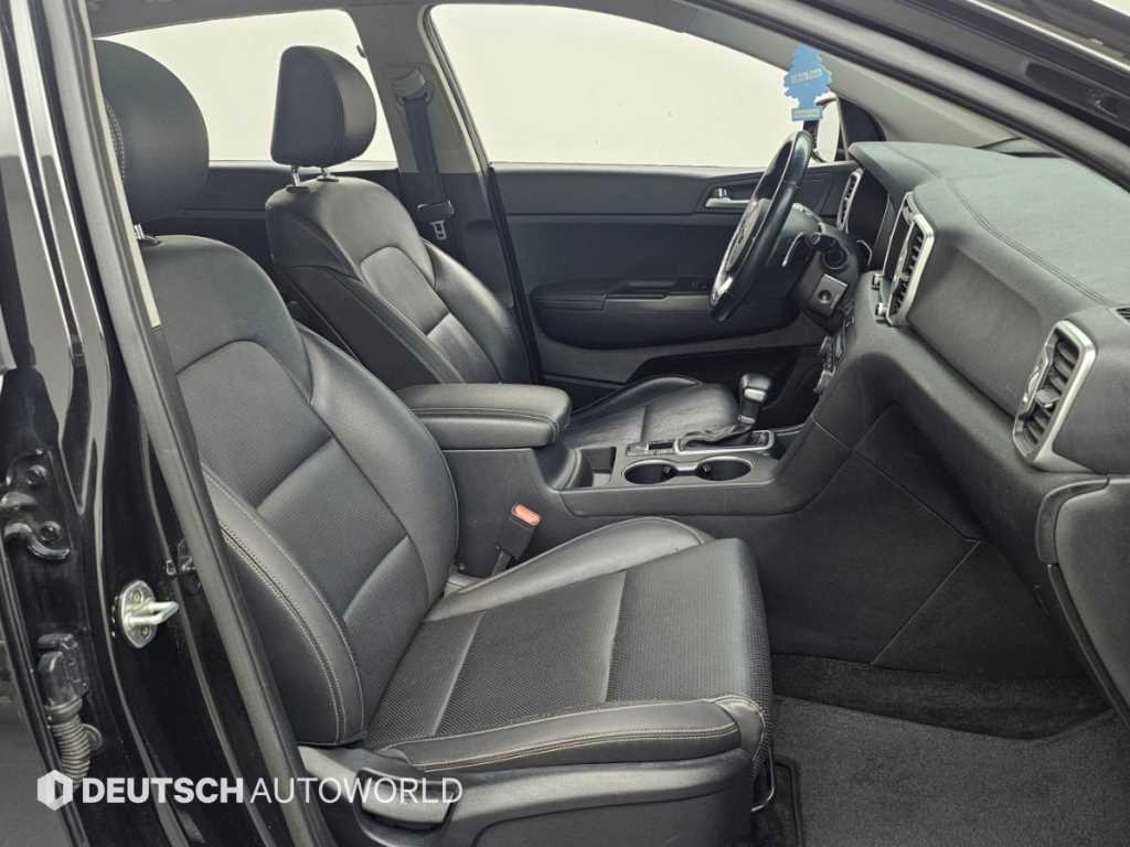 Kia Sportage — photo 10