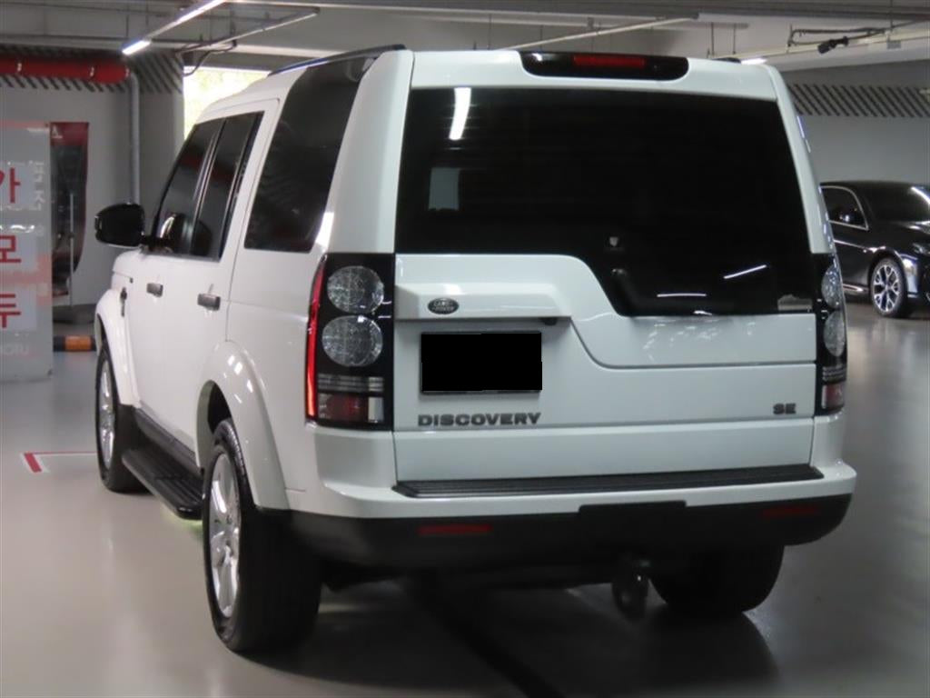 Land Rover Discovery — photo 04