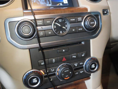 Land Rover Discovery — photo 07