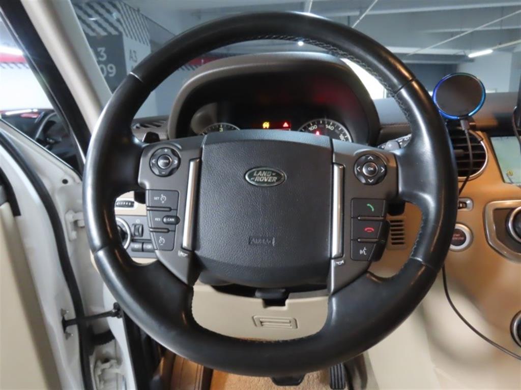 Land Rover Discovery — photo 15