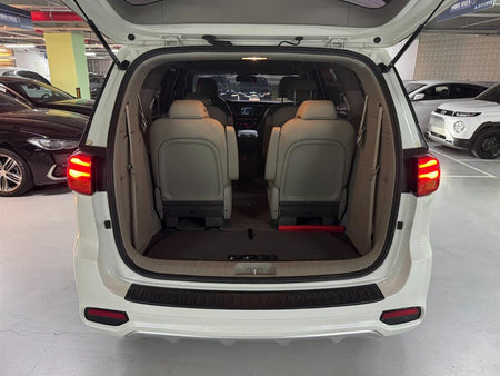 Kia Carnival — photo 05