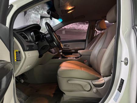 Kia Carnival — photo 06