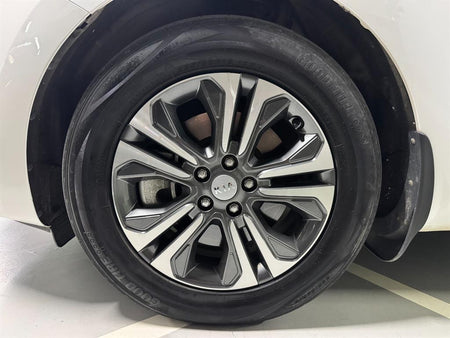 Kia Carnival — photo 17
