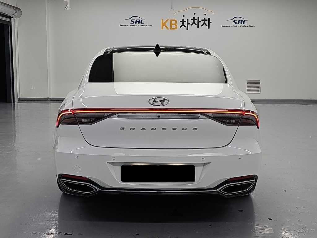 Hyundai Grandeur — photo 03